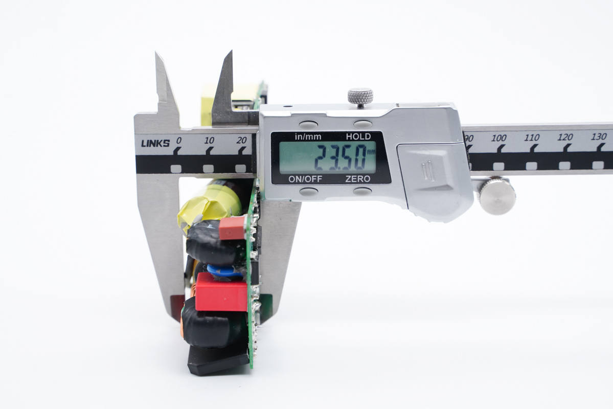 美浦森推出230W碳化硅+氮化镓LLC电源方案