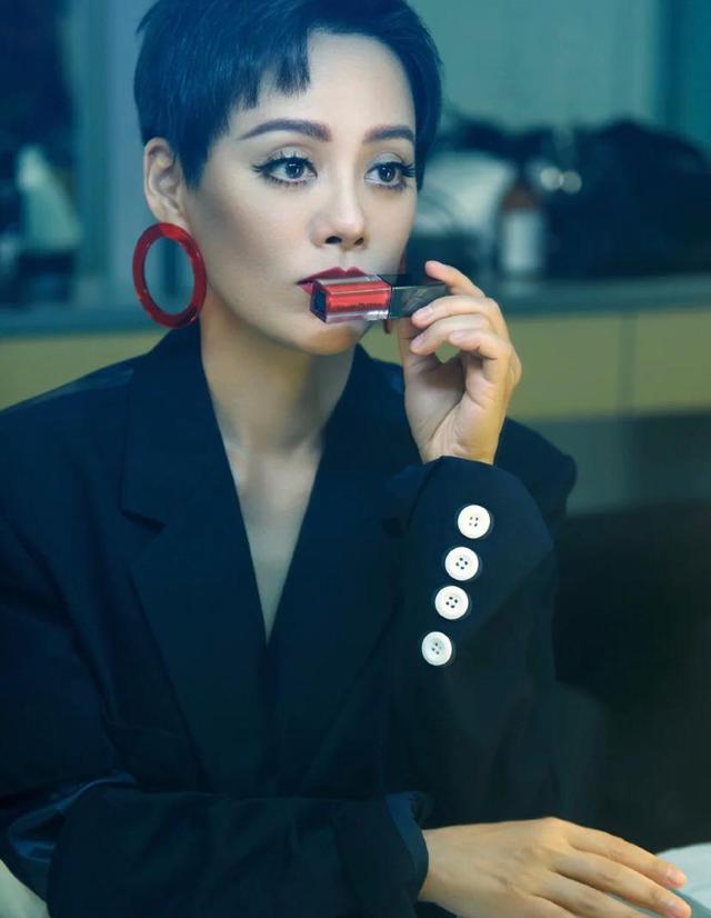 别在追求“白幼瘦”了，这10位女星告诉你，珠圆玉润也是一种美