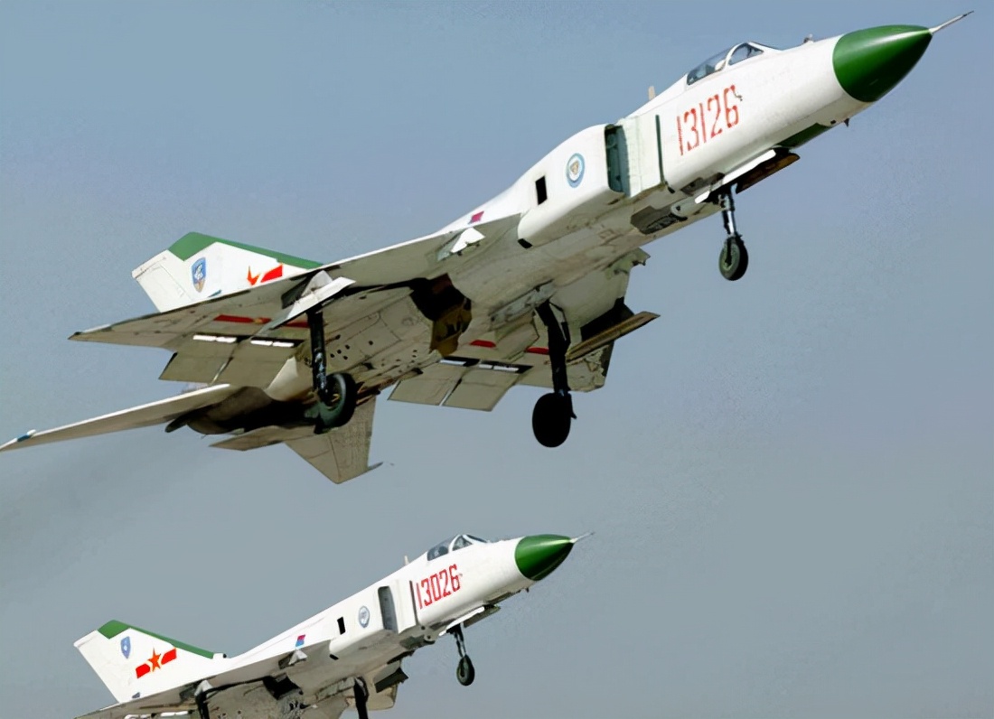 由沈飞研制的歼-8是中国空军和海军航空兵20世纪80年代至21世纪初期的