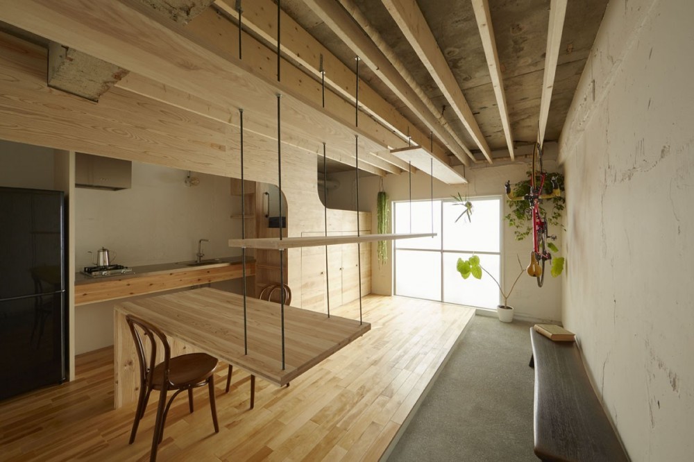 小姐姐的独居生活，30㎡小屋自己动手改造，全屋木板设计，超舒适