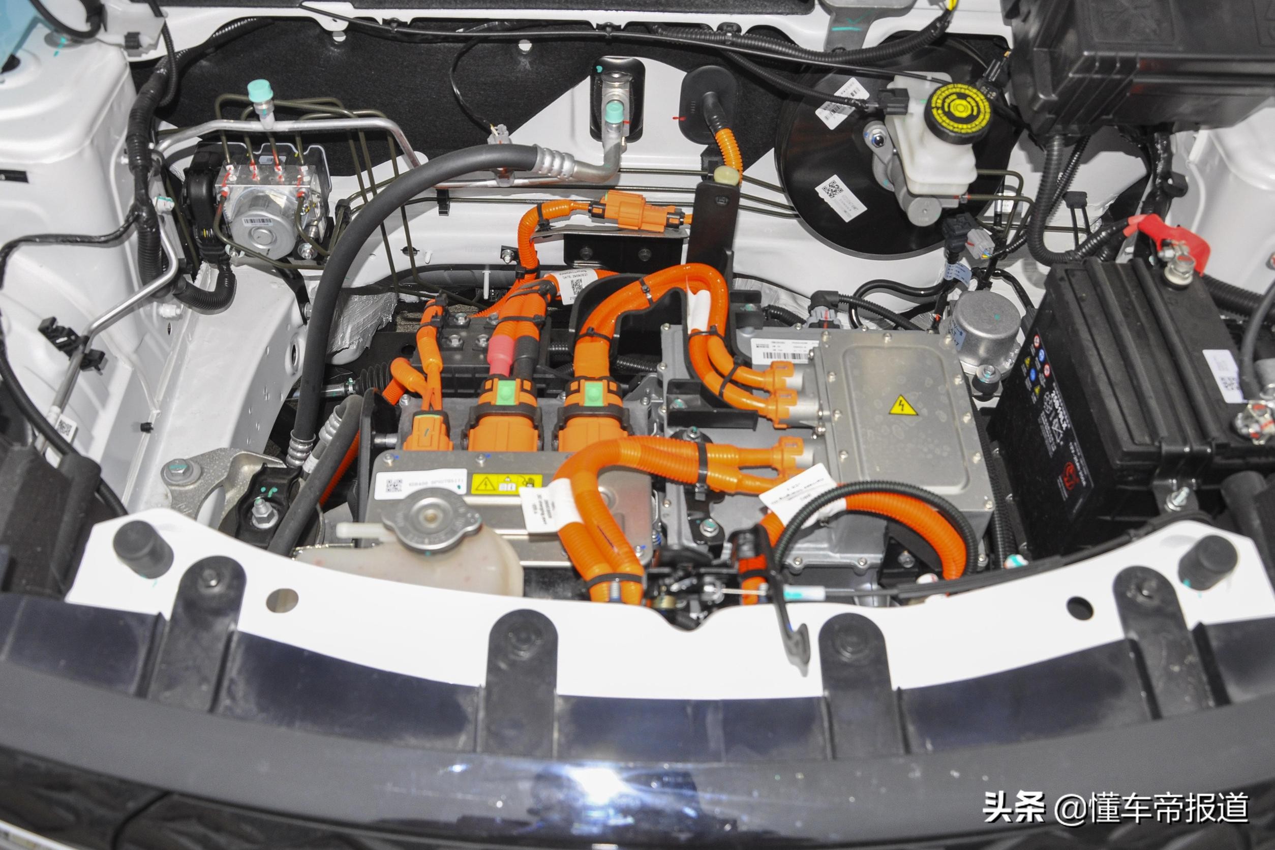 新车 | 售价4.57万元起，东风EV新能源EX1 PRO上市，定位小型SUV