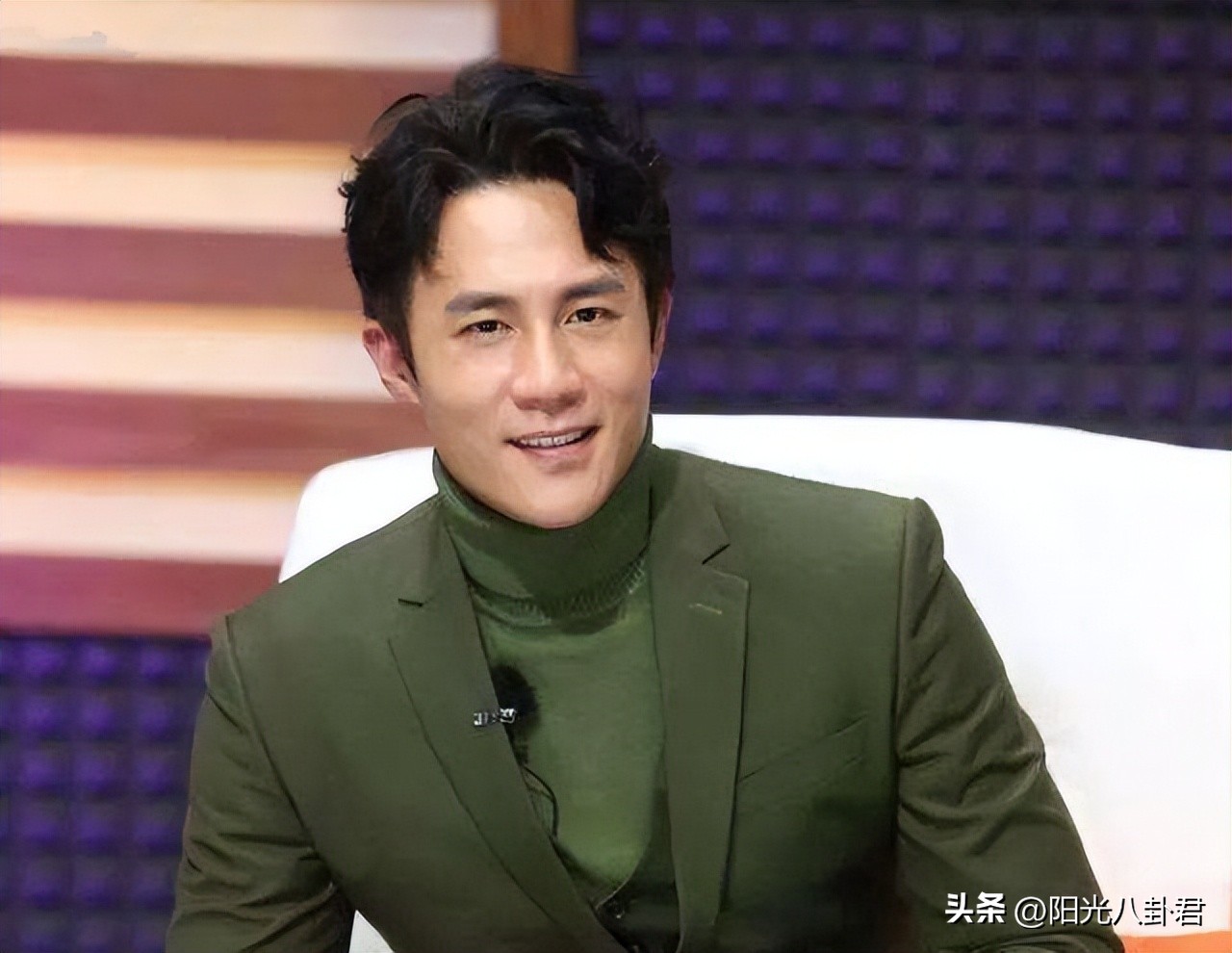 初见时青葱少年，再见时“人间油物”，这6位男星集体把路走窄了