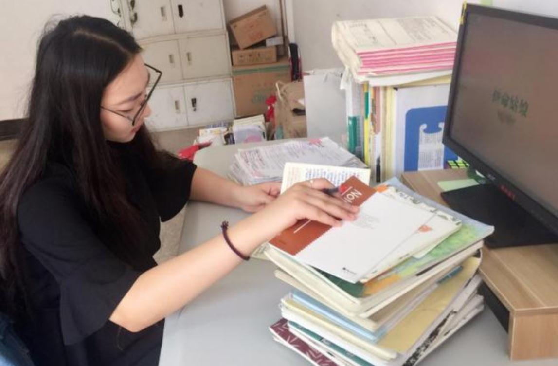 教资考试将“重大调整”，一类学历可能失去考试资格，学生emo了