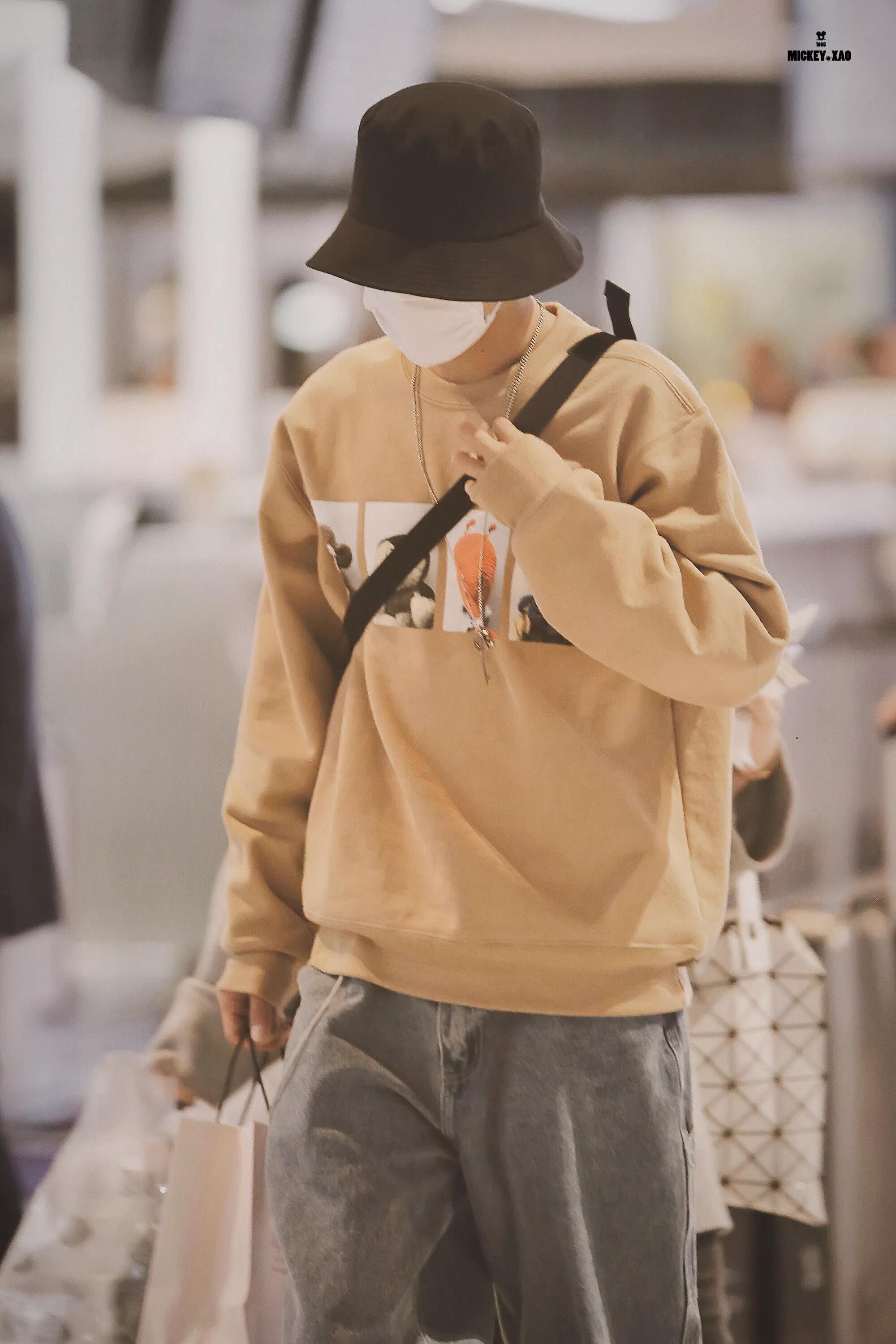 考古肖战:2018年9月—12月机场时间线汇总,今天请叫我收图狂魔