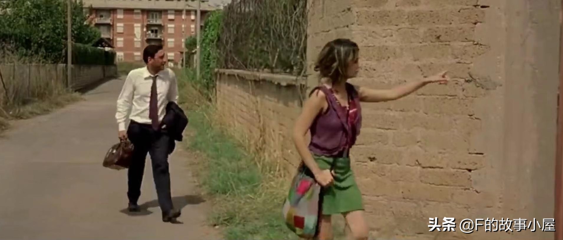 “爱上强奸犯”，从意大利电影《别动》看童年经历对人的心理影响