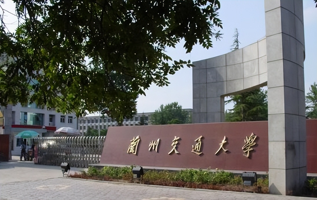 兰州交通大学一学生在宿舍意外死亡，校方通报公布，令人惋惜