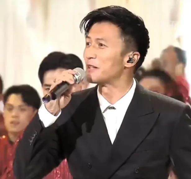 #刘德华谢霆锋陈伟霆合唱(中国人)#