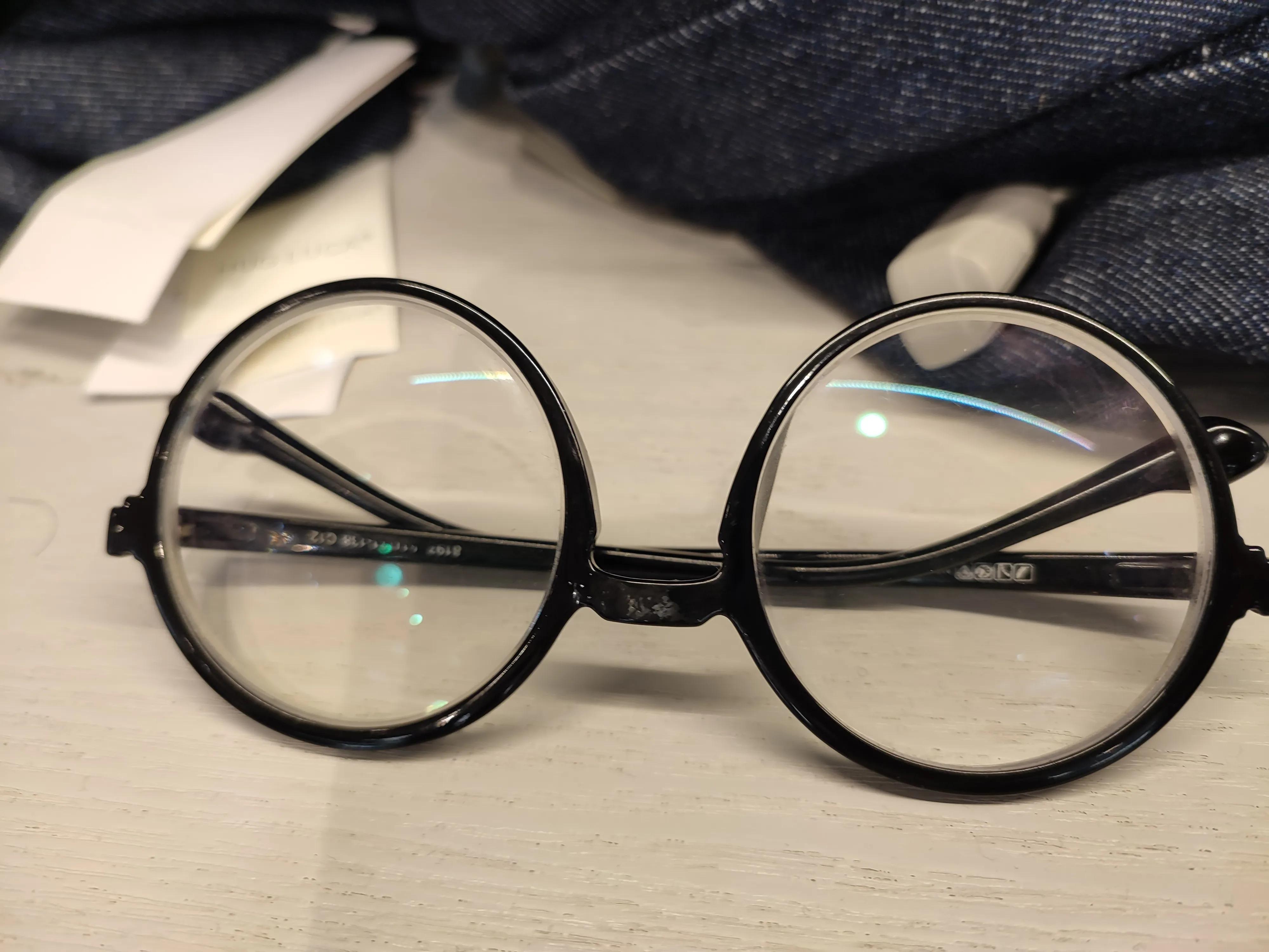 眼镜配镜片多少钱（自带镜框配镜片多少钱）