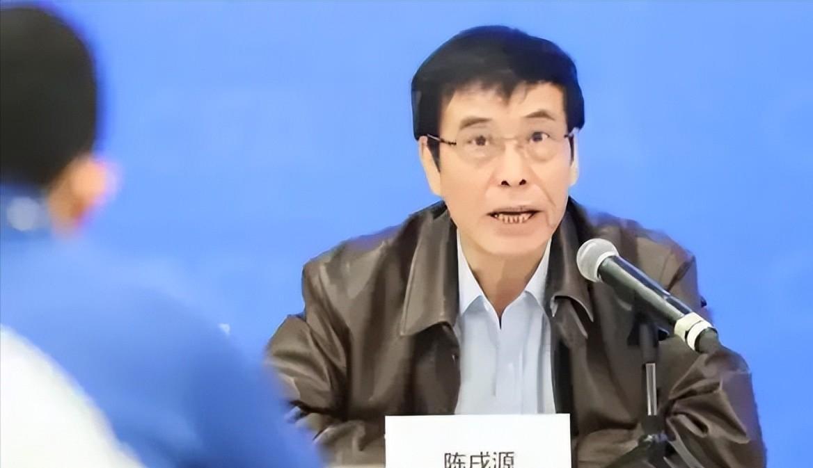 为什么中超未签下小罗(第六联赛实锤？曝C罗小罗都曾问价中超，而今却9队欠薪，谁的错)