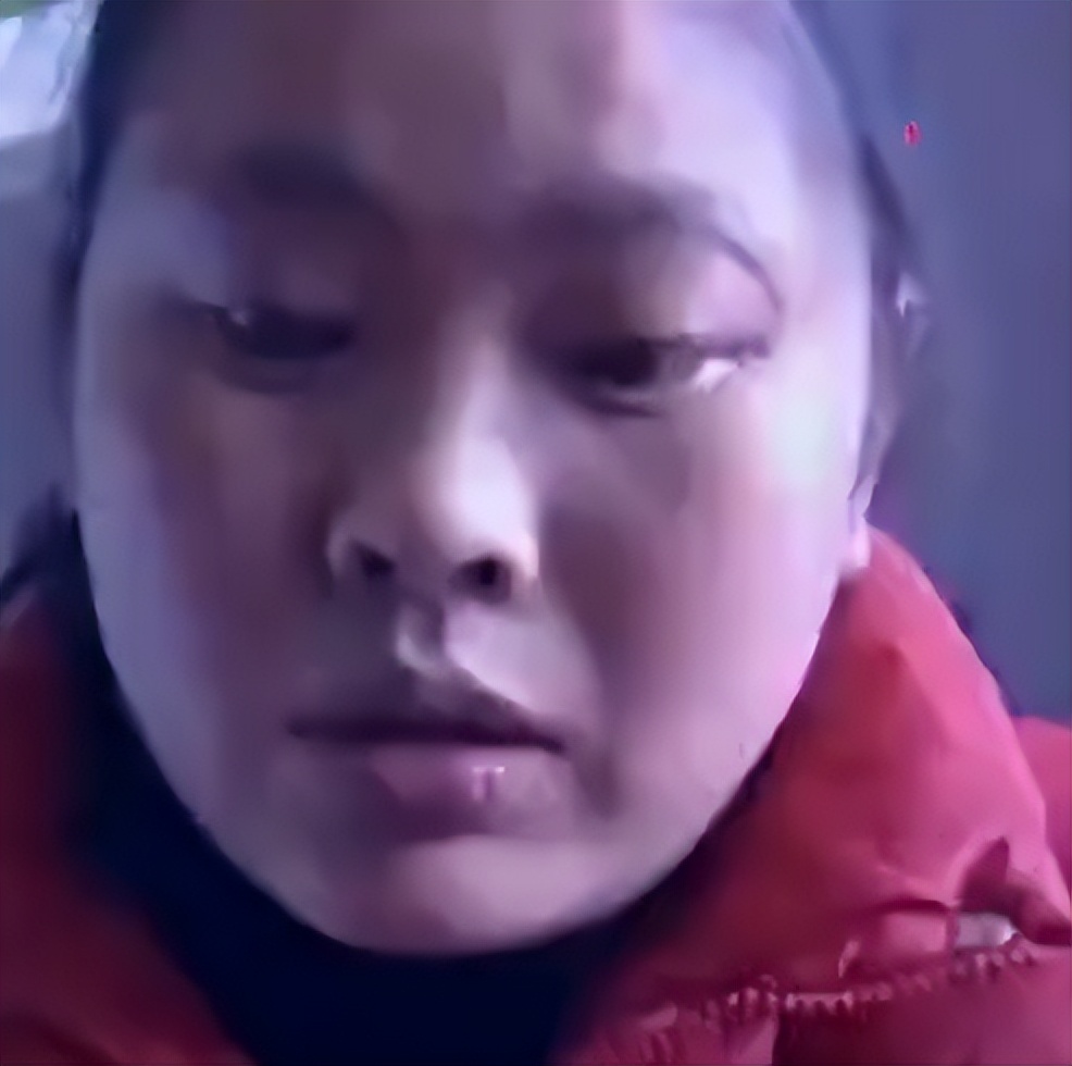 04年，成都男子携妻遭车祸致妻子2级伤残，6年向法院提出8次离婚