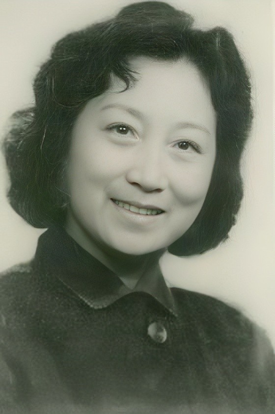 演员冯喆:与妻子有隔阂,49岁绝望自杀,妻子怀念的方式让人泪目