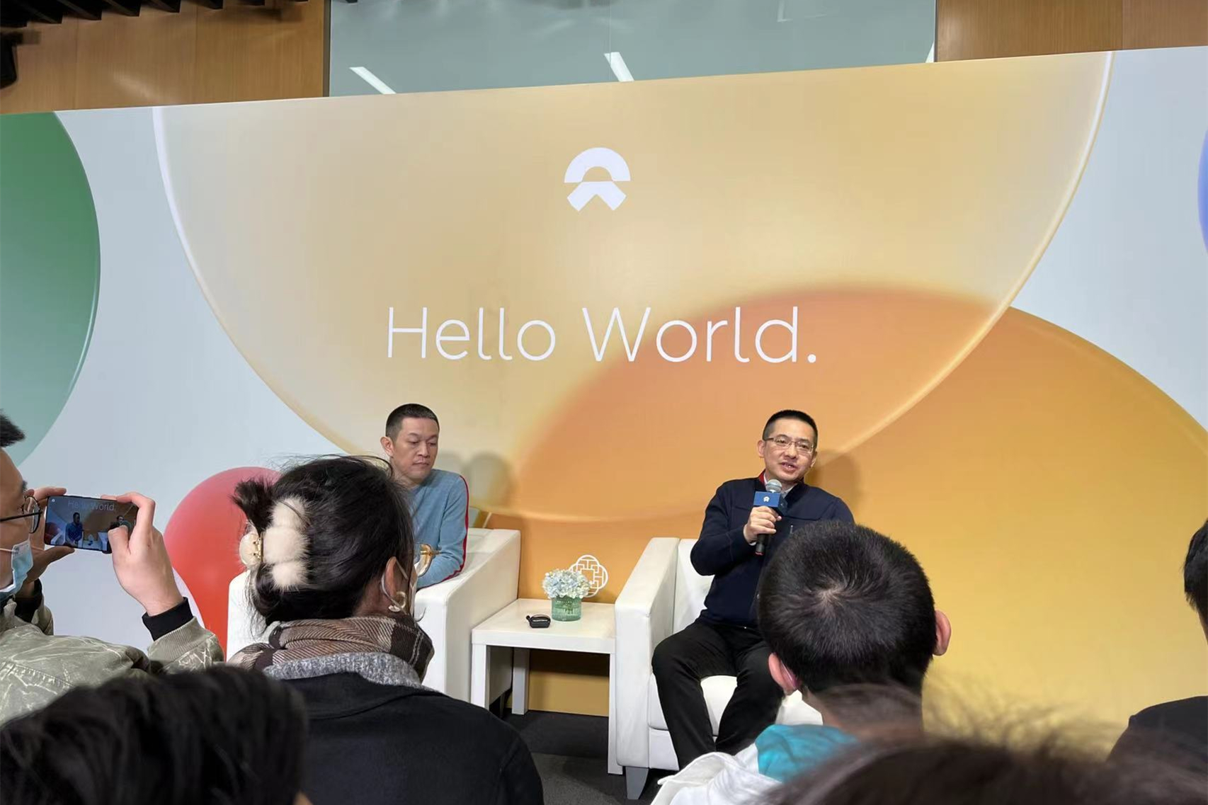 蔚来ET5：想不到这浓眉大眼的也开始玩性价比了