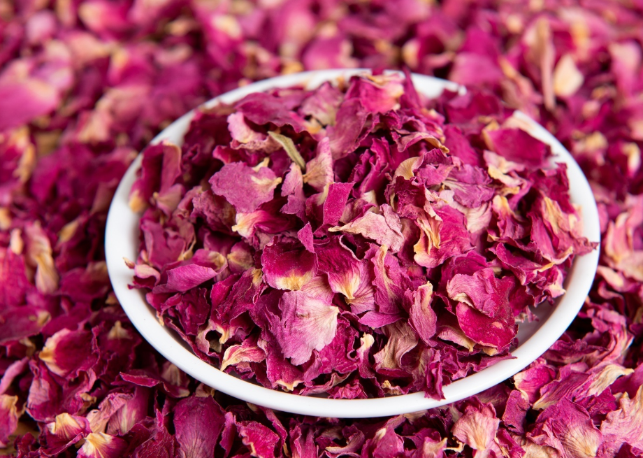 提醒女人：常吃5种天然“花青素”，肤色白皙有光泽，素颜也耐看