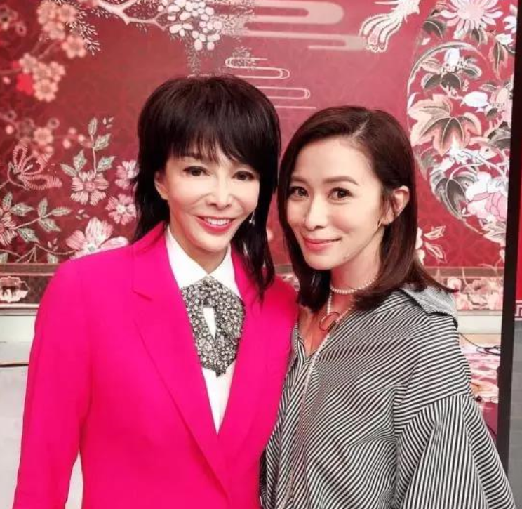 颜值忽高忽低、脸部时好时坏，这些灵动的女明星，都被医美坑惨了