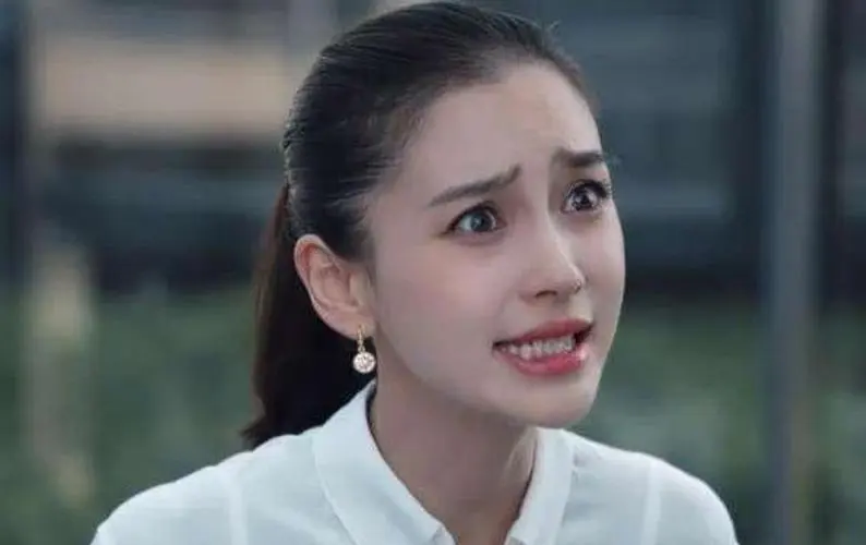 为什么以前影视剧中傻白甜女孩是真的甜，现在的就只剩下傻