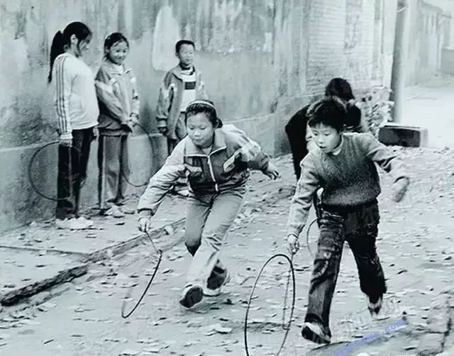 五十张老照片:60后70后80后的童年美好的回忆,很多人看完哭了