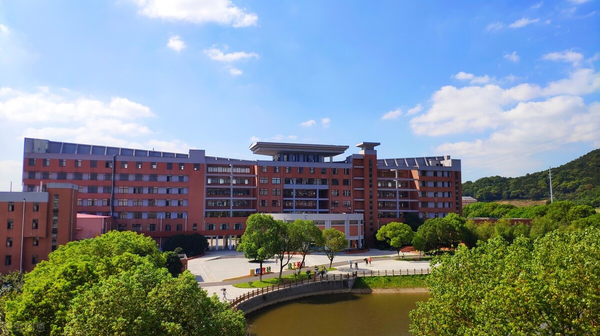 这5所“学院”将要更名为“大学”，发展速度快，适合学生捡漏