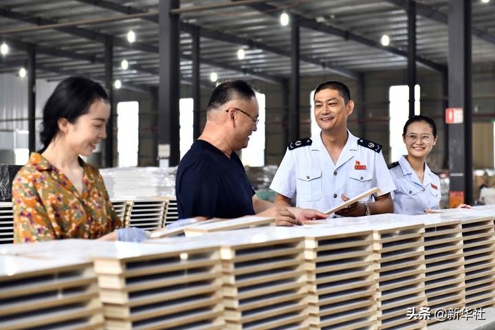 ��ʮ����ȷ��ϵ��̸ح�����ƶ���������չ�ϴ�����·�ӡ�