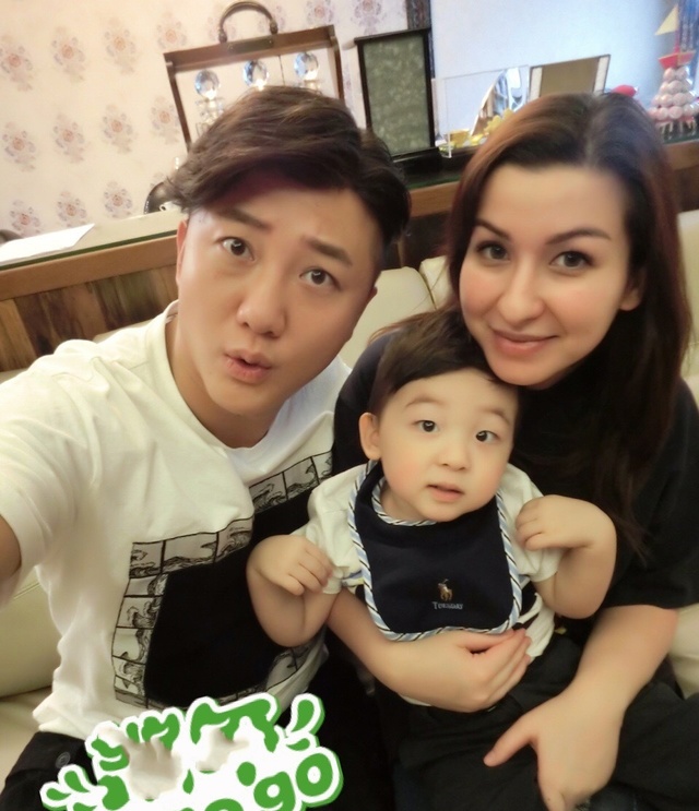 关喆的完美人生！当人民教师，娶葡萄牙老婆生三胎，妻子身份高贵