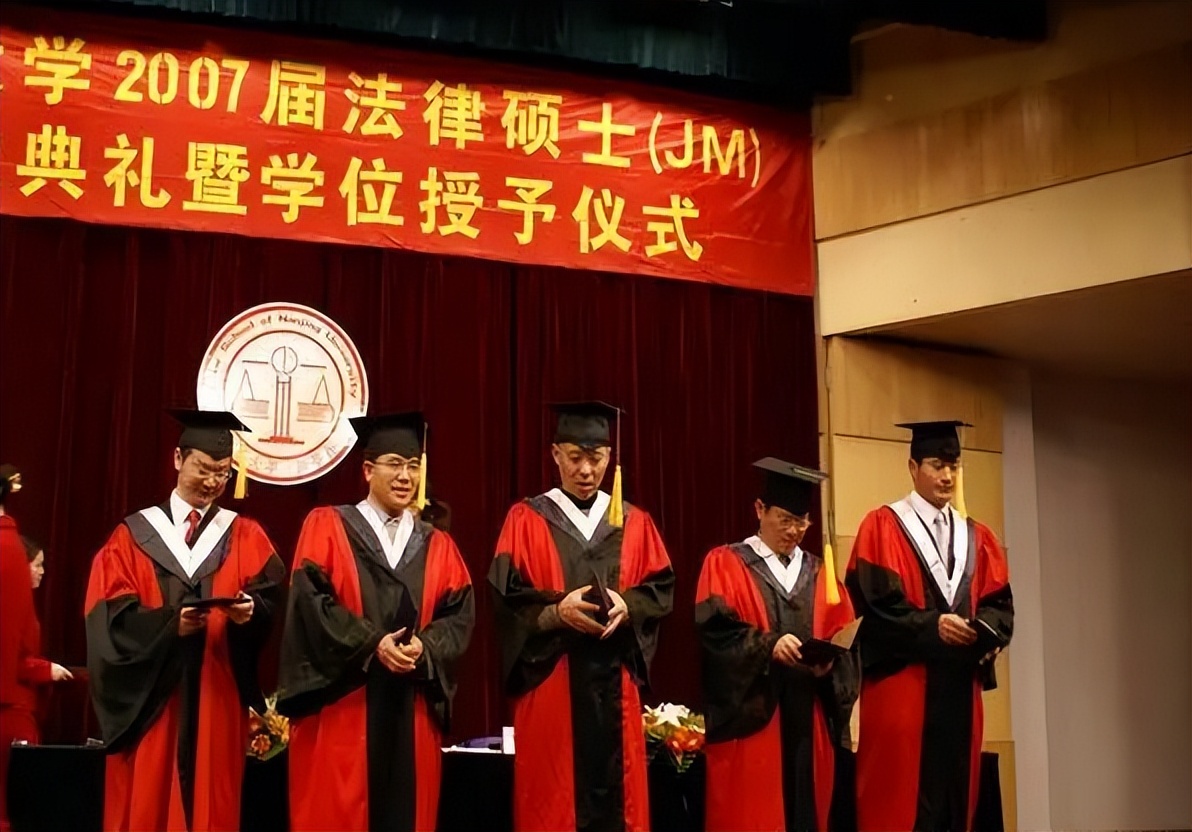 这4个专业已严重饱和，研究生的就业压力也不小，考生要慎重选择