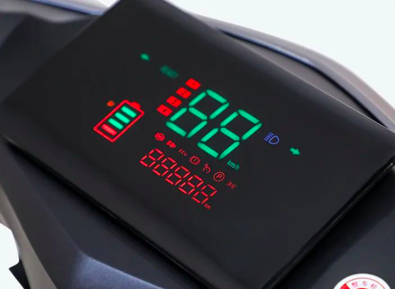 2款高速电摩来了，3999元起，最大续航150公里，适合长途通勤