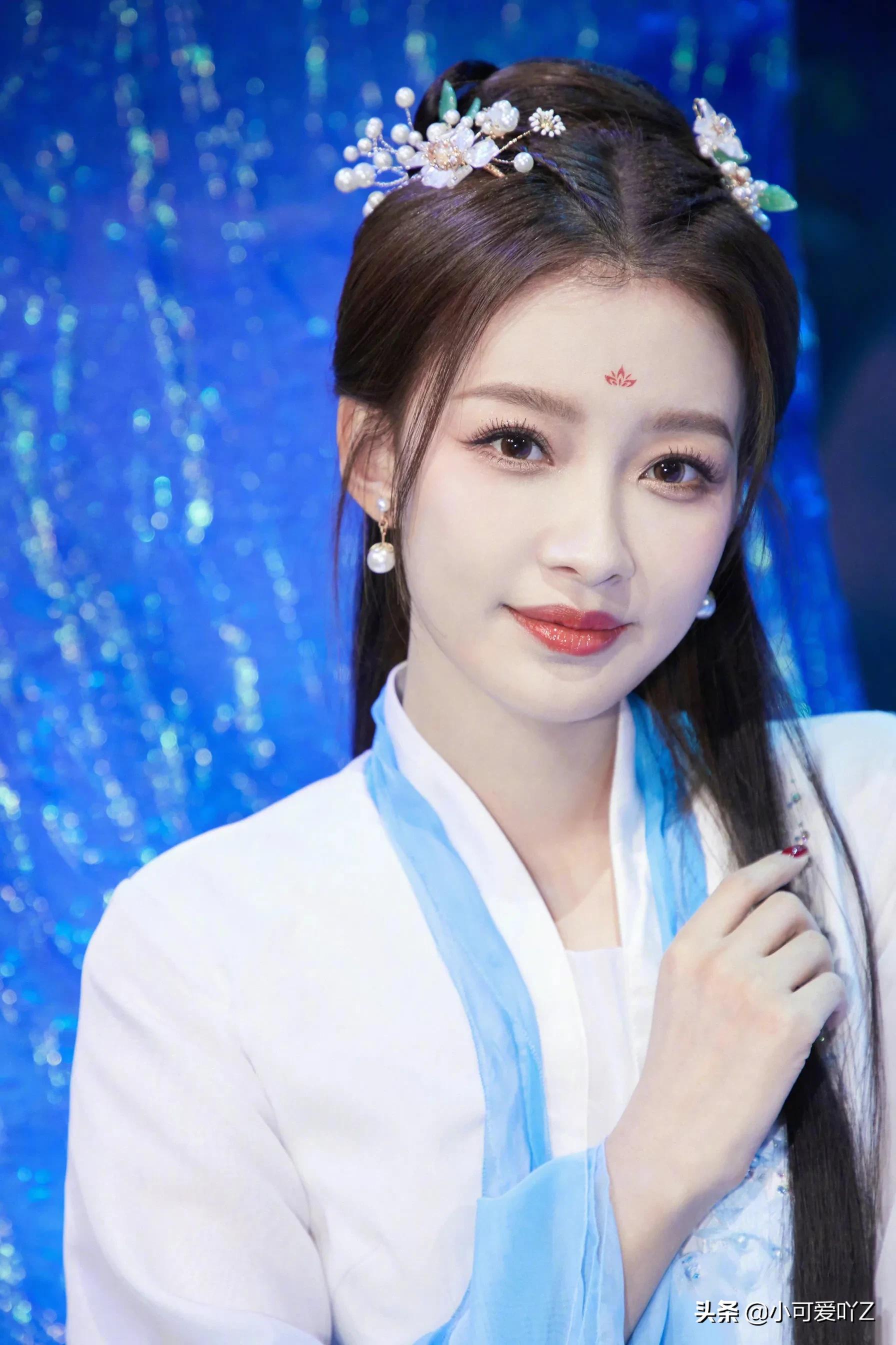 孙怡，小家碧玉，气质甜美