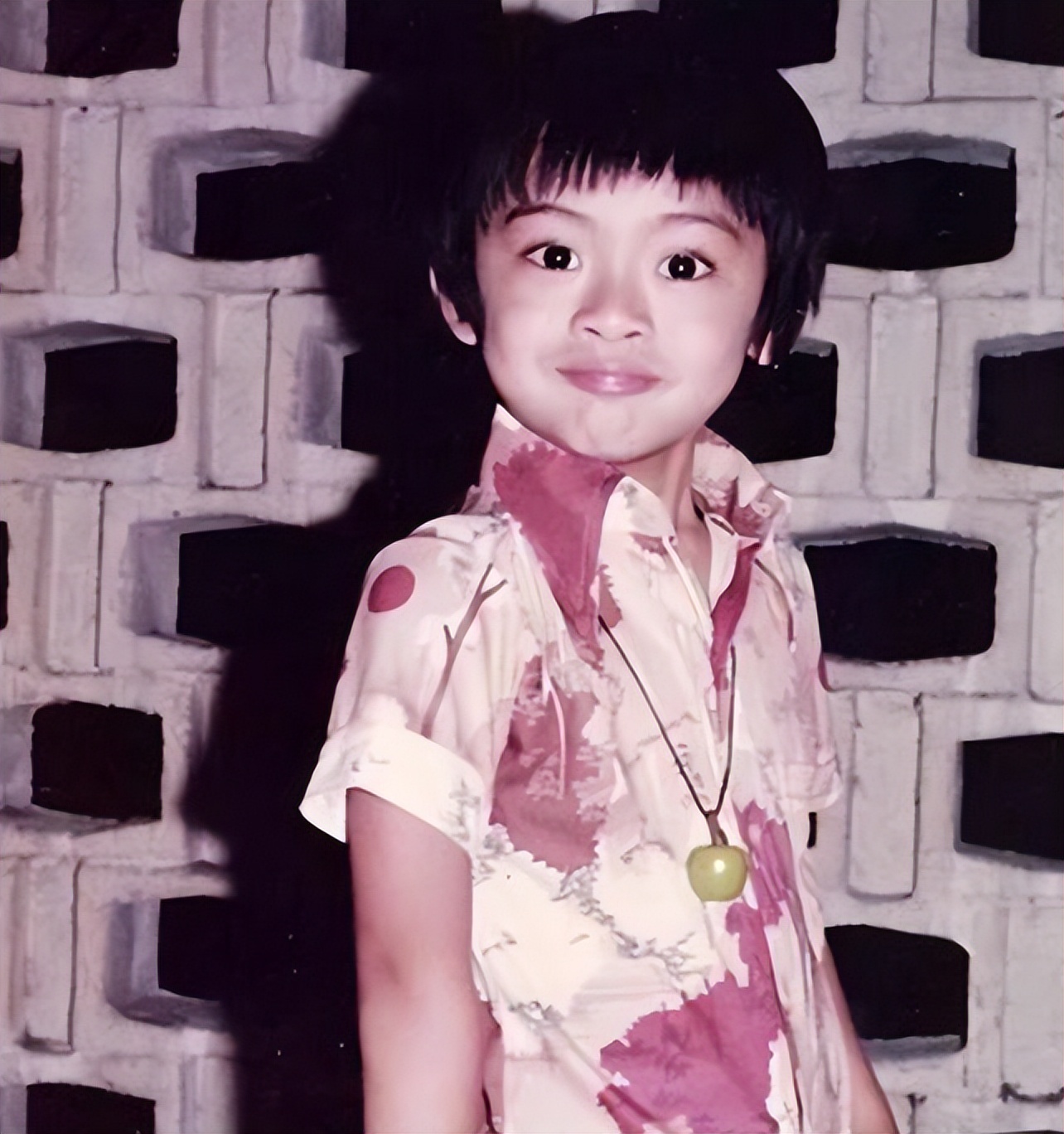 拥有“铜铃大眼”的10位男星，个个都是金刚眼，像开了大眼特效