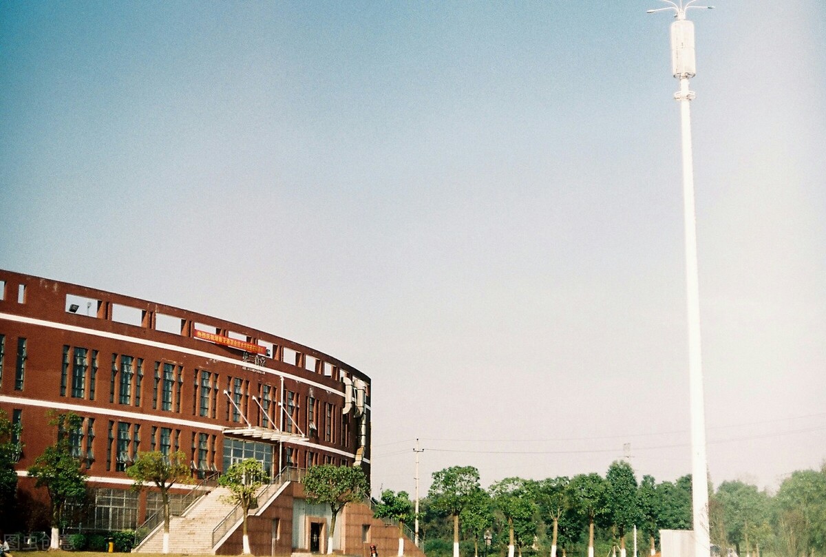 盘点5所湖南的优质高职院校，专业领域特色明显，单招考上较赚