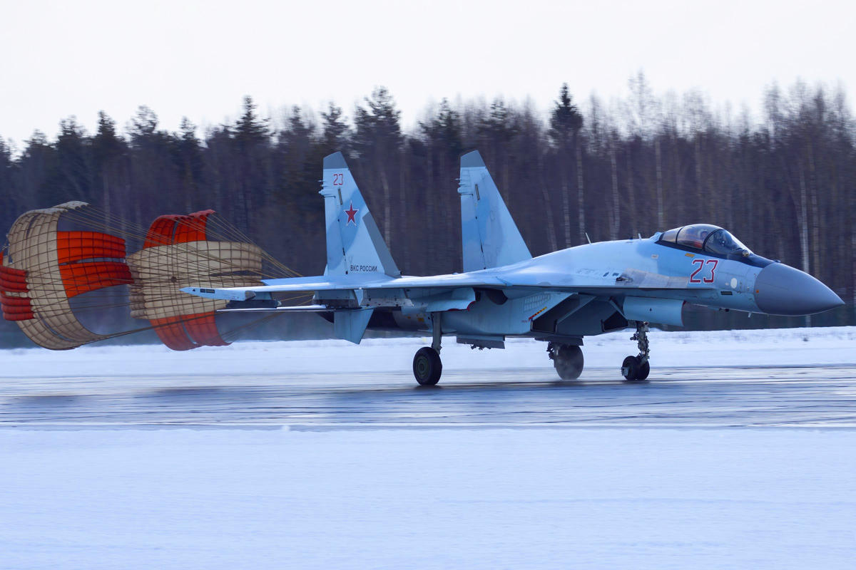 15ع⣬ü11D¼ԤеĸȽ