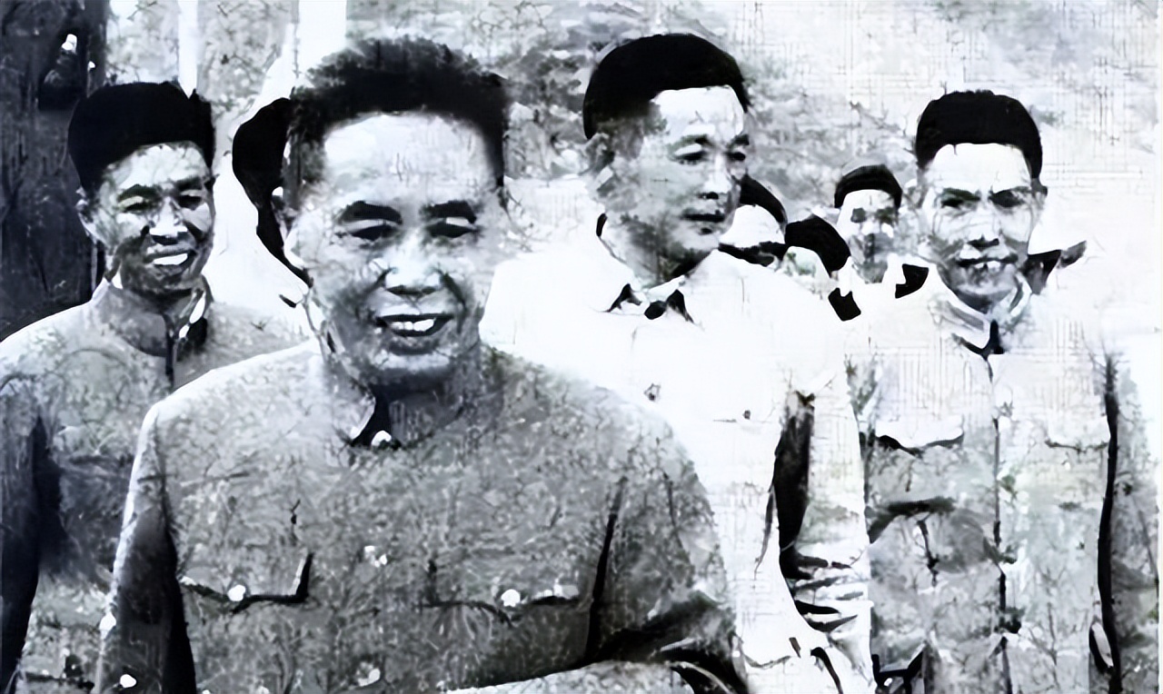 《亮剑》赵刚原型：清华大学高材生，建国后调往北京，成公安部长