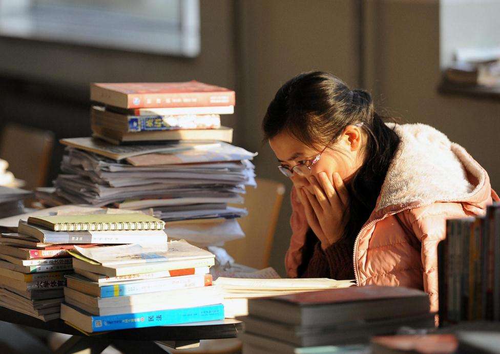 2022考研，数学二太难，过线无望，已经在准备“二战”了