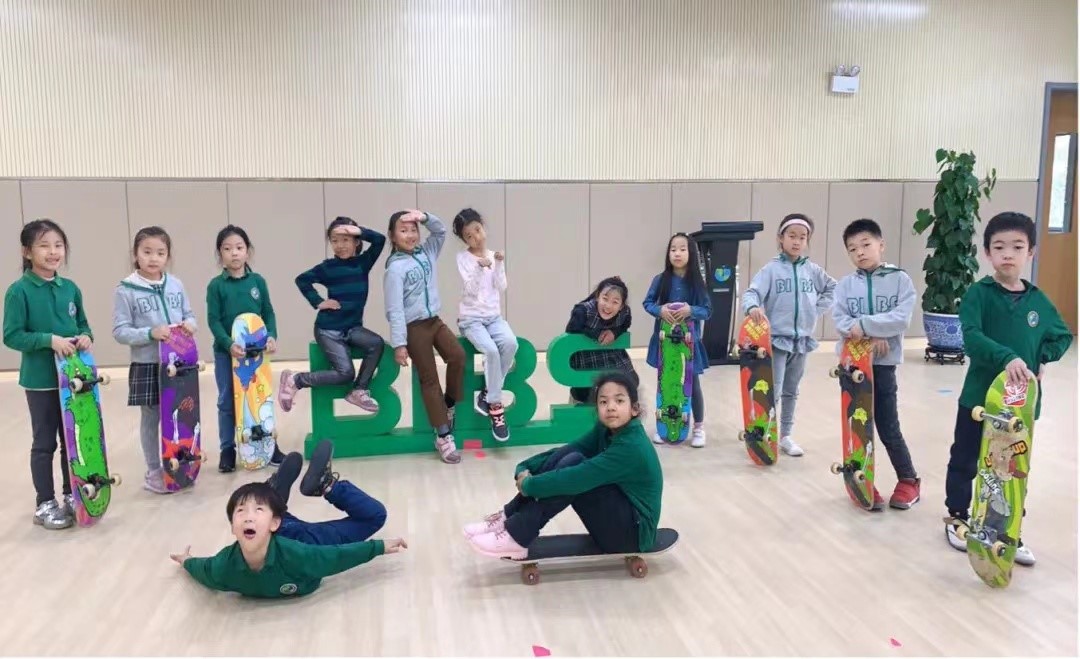 北京海淀“六小强”的娃们，为何扎堆去了这所私立学校？