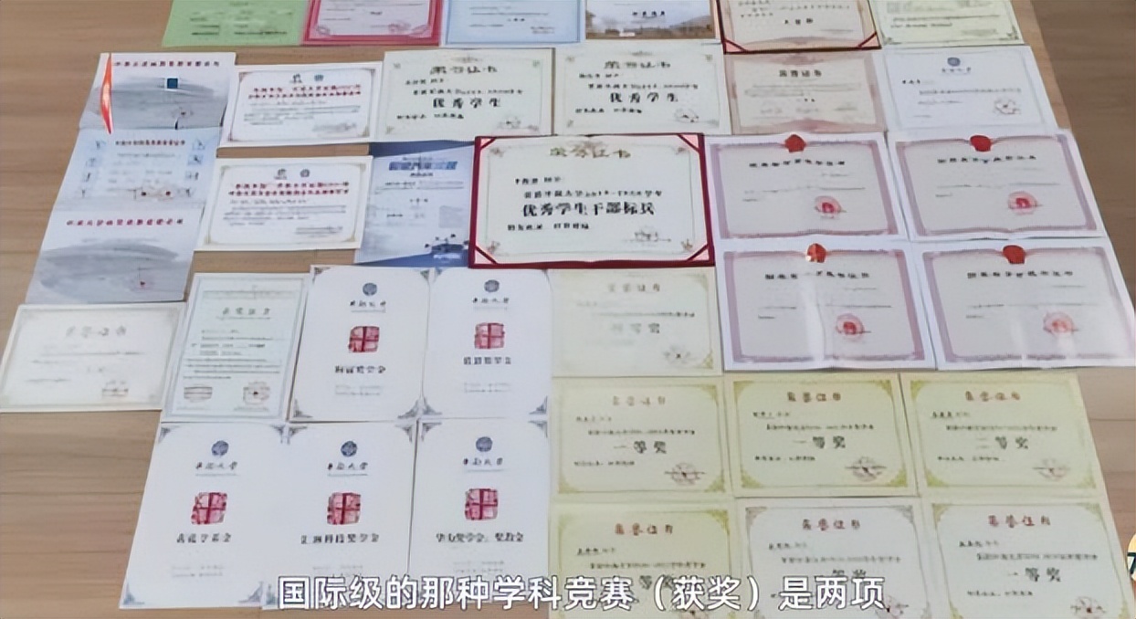 在这个靠网红能暴富的时代，还有努力考名校的必要吗？