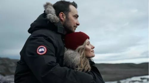 诚心建议：大牌羽绒服别在网上买，相当于交智商税，吃亏的是自己