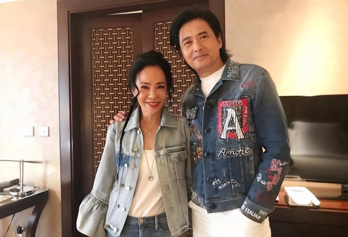 清清白白不乱搞，娱圈最干净的17对夫妻，个个与原配不离不弃