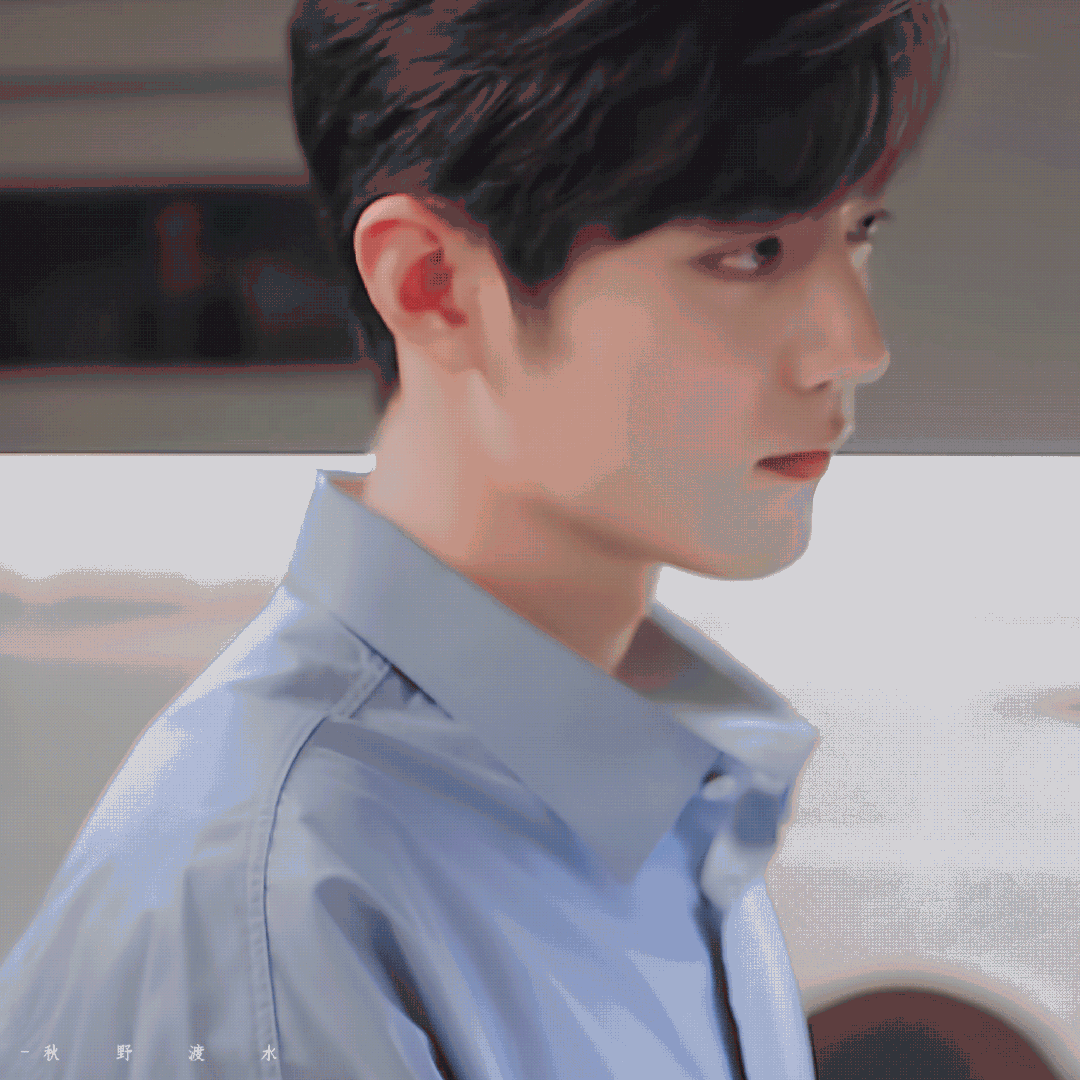 桃桃的一组生图,肖战的眼睛真好看,灵气逼人鲜花与少年绝配