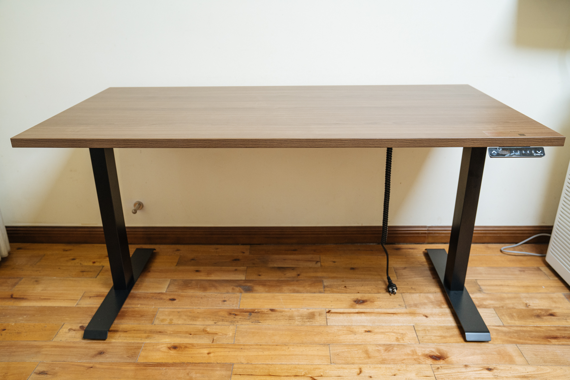 简洁条理，如何布置自己的办公桌面：轻办公好物分享