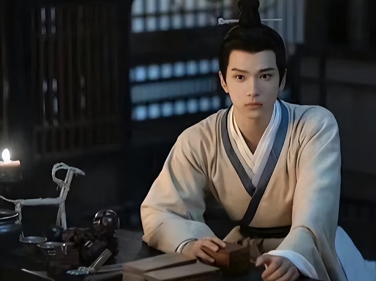 《星汉灿烂》挖到宝藏男孩？两个夏天有爆款，网友：就是差点运气