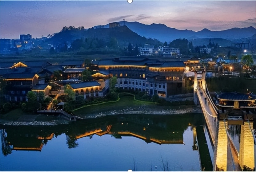 万达数字藏馆联合鲸探 , 推出丹寨万达小镇5周年数字藏品限定版