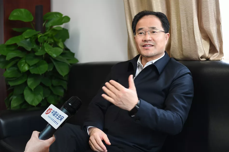 “总冠军”现身!