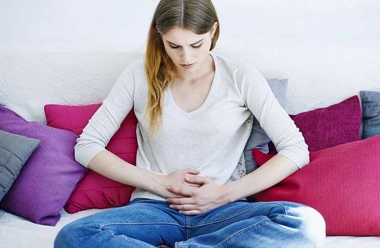 月经是血吗(月经的血是怎么形成的)