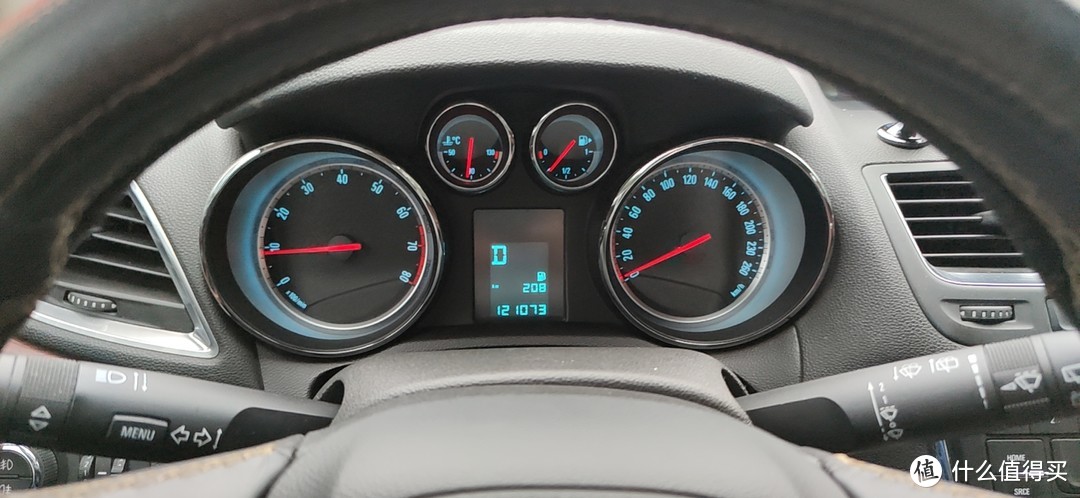 纪念人生的第一台车-别克昂科拉