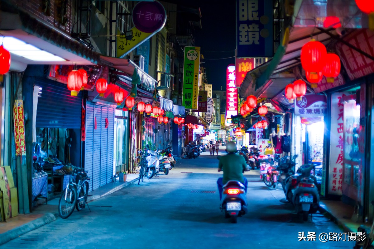 中國有條令人「臉紅」的街，遊客爭着打卡卻不好意思說，太尷尬了