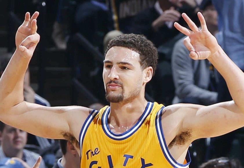 有球必进！美媒盘点NBA十大神级射手：诺维茨基只能垫底