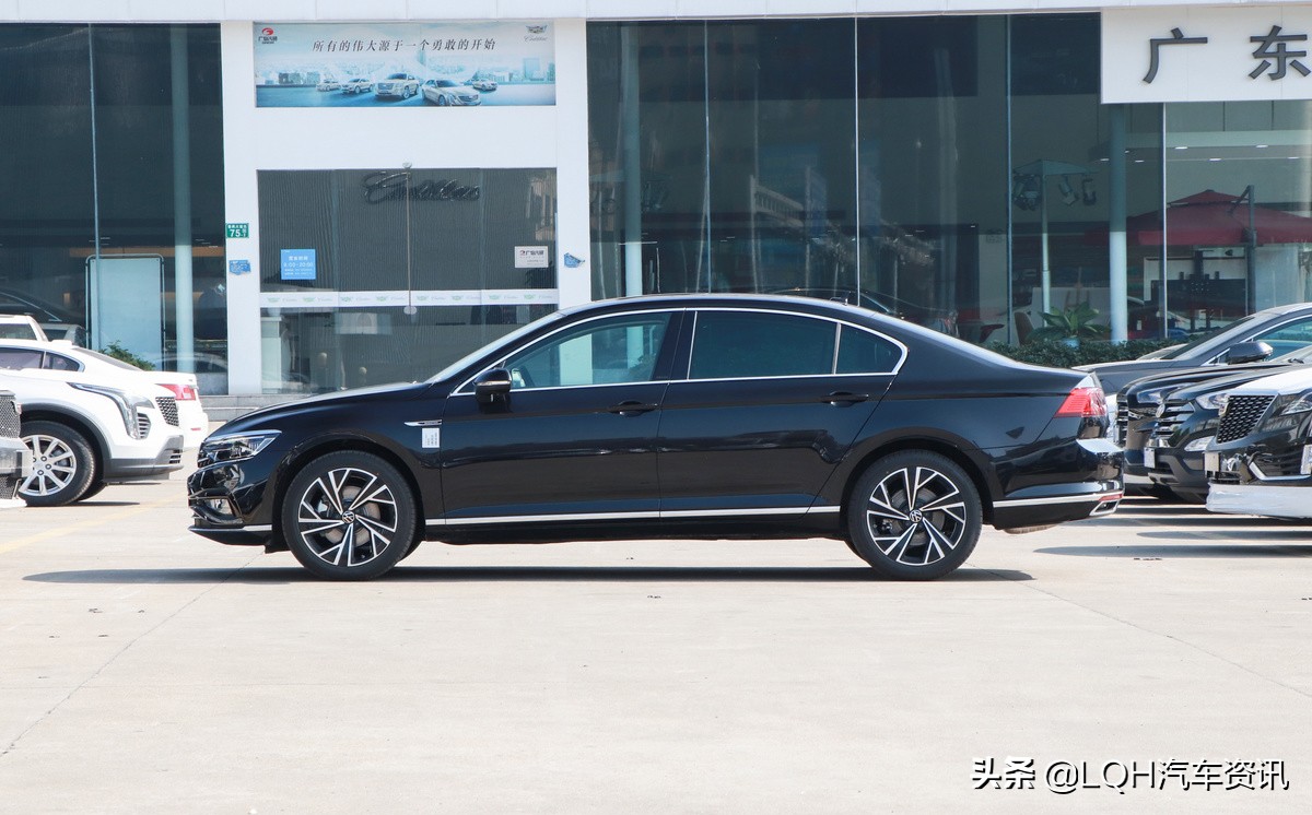 20多万的预算买丰田凯美瑞好，还是大众迈腾好？是你会怎么选？