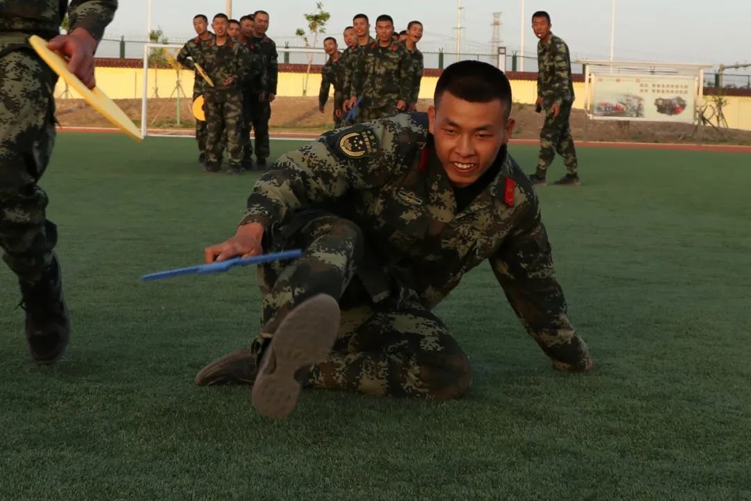 侯<a href=http://www.cngansu.cn/news/ target=_blank class=infotextkey></a>֧ܶӣЦ˶