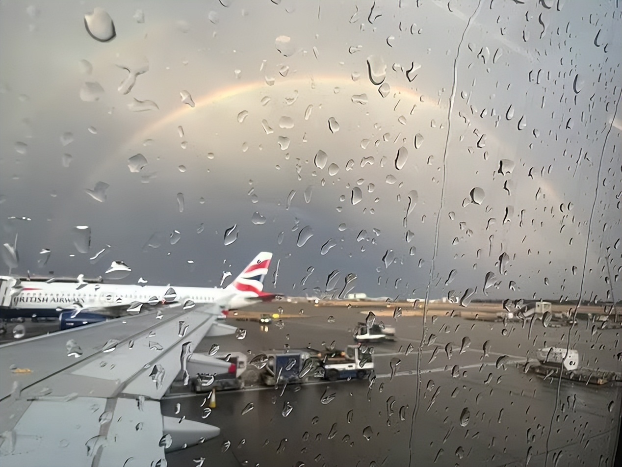 热浪over！英国温度一夜骤降15℃，多地迎来大降雨