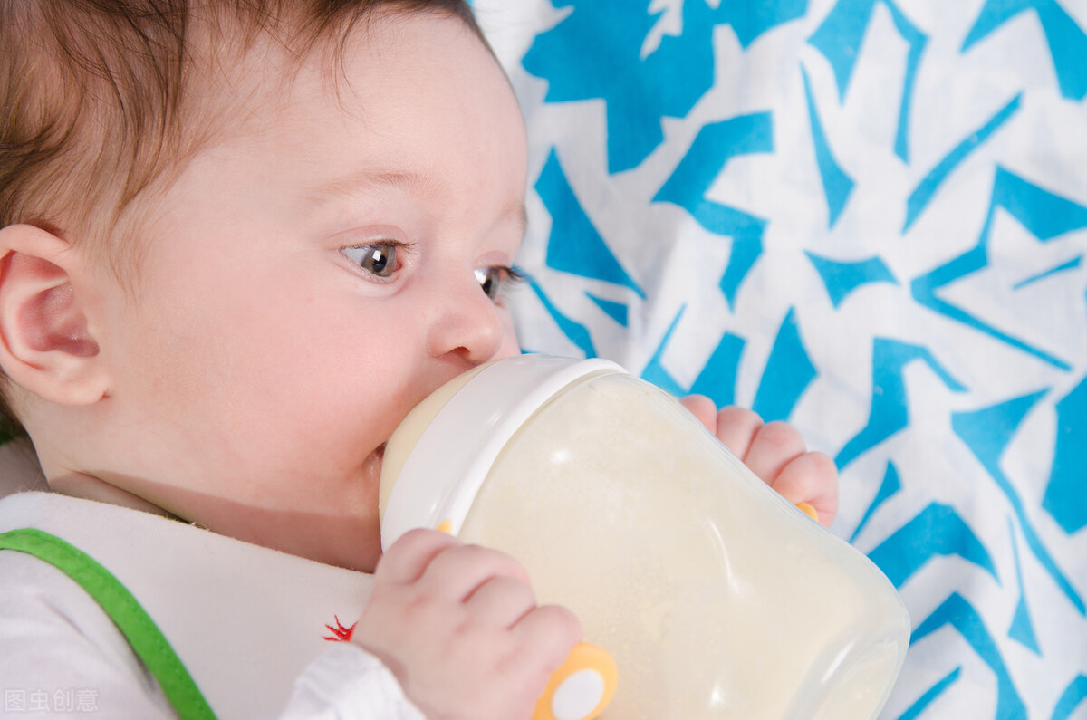 7~9个月的试管宝宝每天添加多少辅食合适？