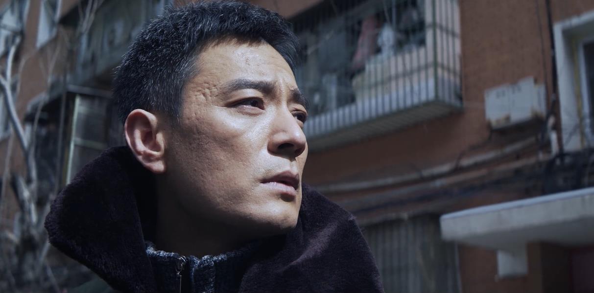 罗晋《庭外》今晚6点开播，阵容强大，3大看点啥都有，有大剧看了