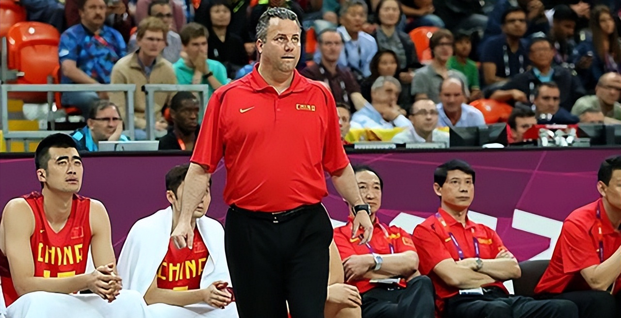 姚明nba在nba有哪些教练(盘点中国男篮历任主教练，从钱澄海到尤纳斯，哪个水平比较高？)